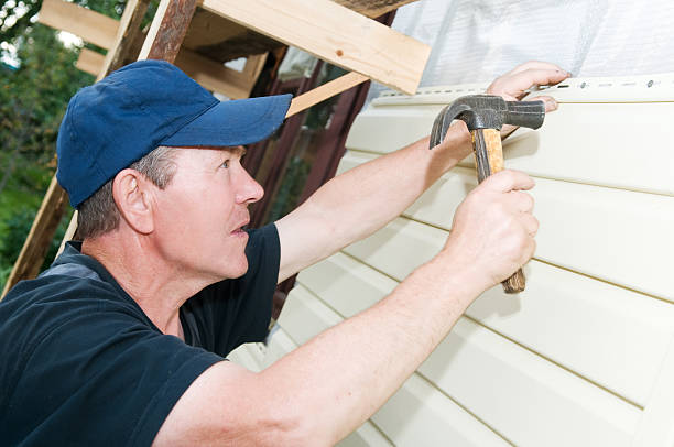 Siding Removal and Disposal in Aberdeen, SD